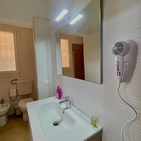 50 Tourist House - Pratello - Self Check-in