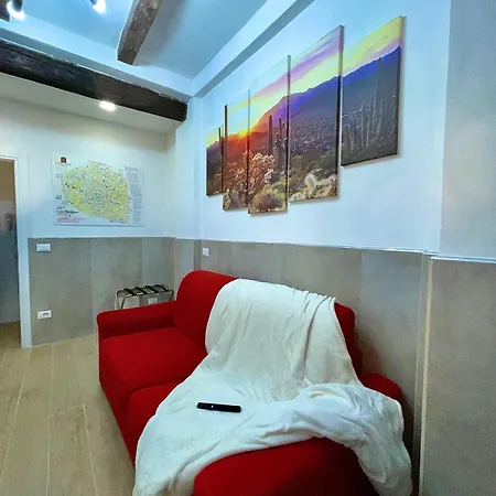 Appartamento 50 Tourist House - Pratello - Self Check-in *