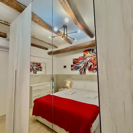 50 Tourist House - Pratello - Self Check-in Bologna