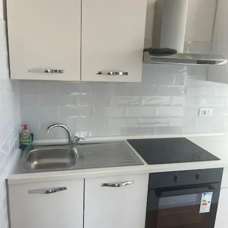 50 Tourist House - Pratello - Self Check-in Appartamento