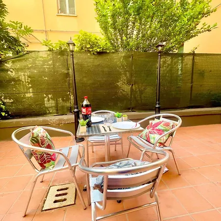 50 Tourist House - Pratello - Self Check-in Appartamento